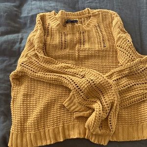 american eagle, mustard yellow sweater, size small